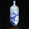 方文生《梅花香自苦寒来》 瓷瓶艺术品 