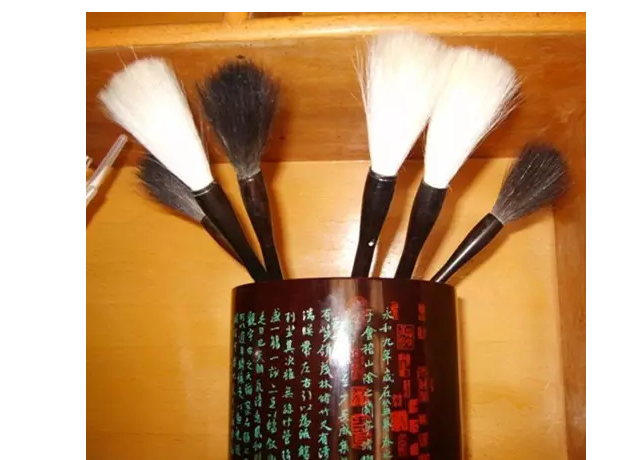 爱特猫湖笔艺术品
