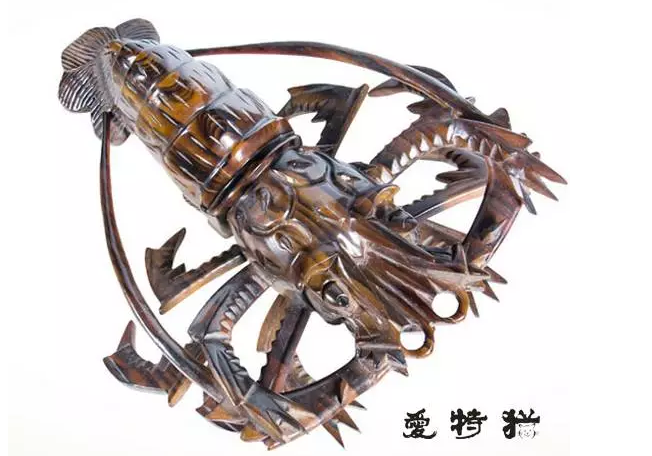 爱特猫鸡翅木艺术品